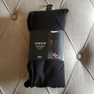 NEW Torrid full length bandage leggings